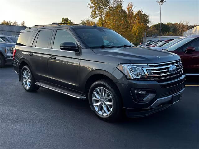 2021 Ford Expedition XLT 4WD photo