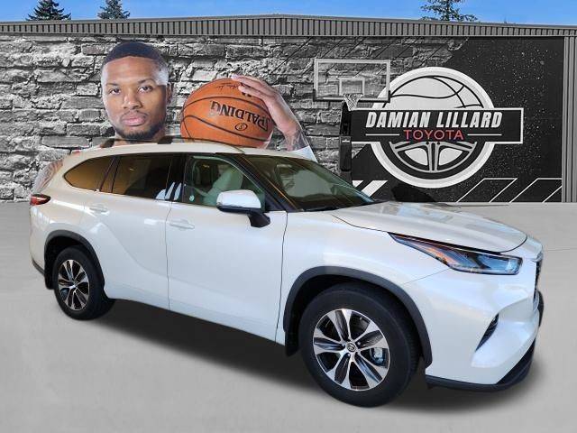 2021 Toyota Highlander XLE AWD photo
