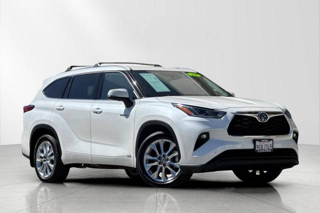 2021 Toyota Highlander Hybrid Limited AWD photo