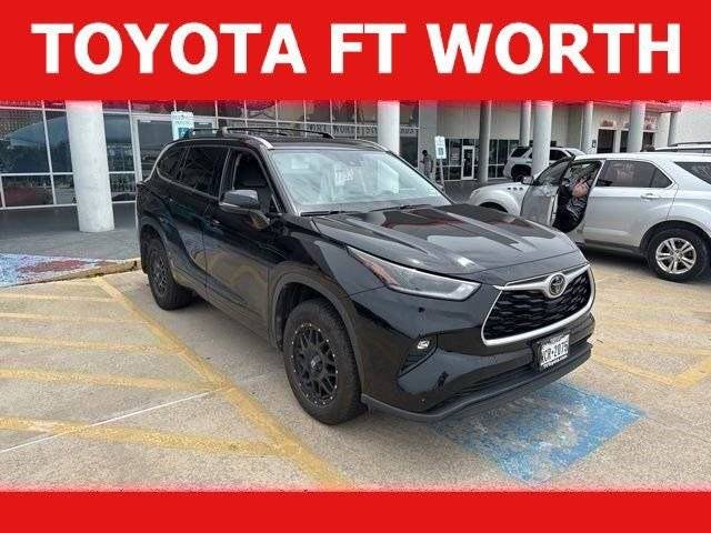 2021 Toyota Highlander XLE AWD photo