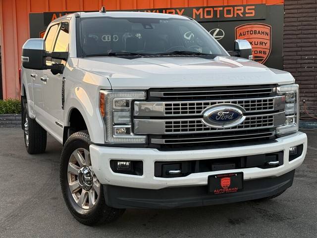 2019 Ford  Platinum 4WD photo