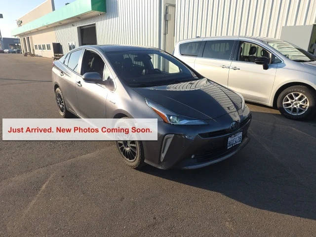 2021 Toyota Prius XLE AWD photo