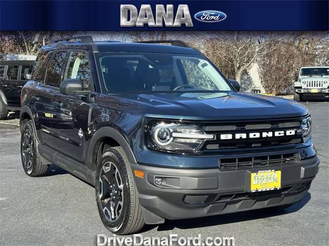 2021 Ford Bronco Sport Outer Banks 4WD photo