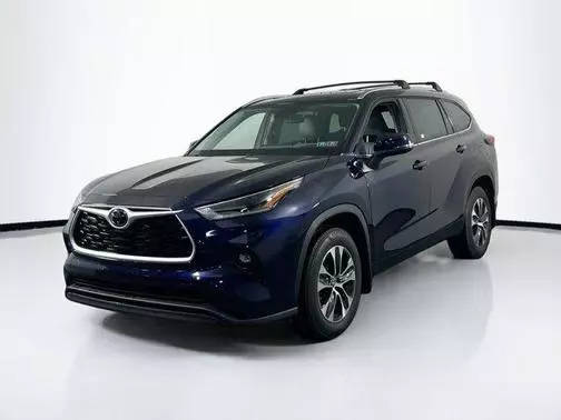 2021 Toyota Highlander XLE AWD photo