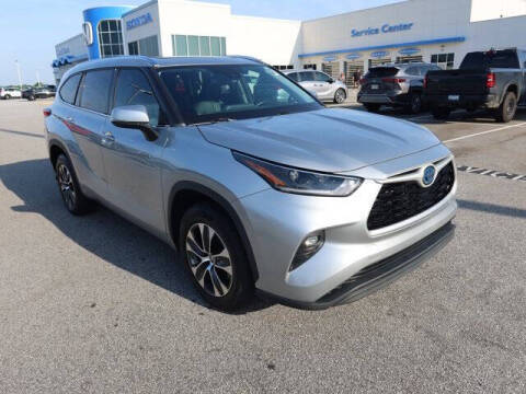 2021 Toyota Highlander Hybrid XLE FWD photo