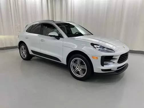 2021 Porsche Macan S AWD photo