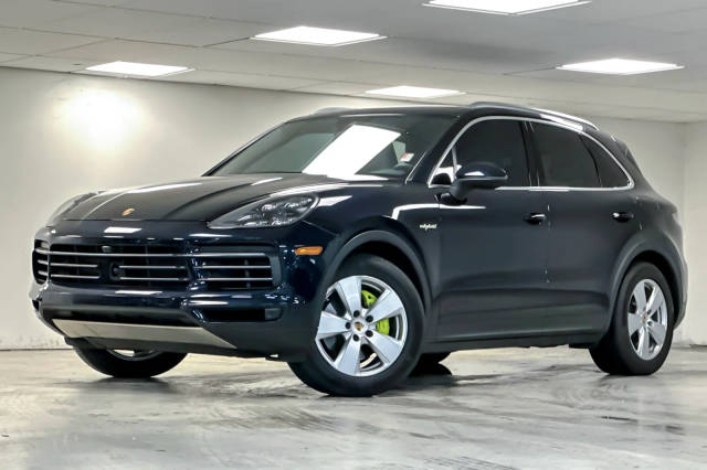 2021 Porsche Cayenne E-Hybrid AWD photo