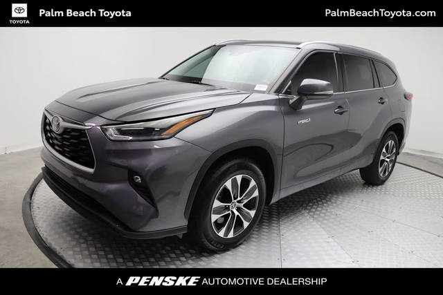 2021 Toyota Highlander Hybrid XLE FWD photo