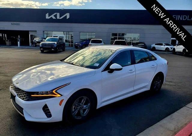 2021 Kia K5 LXS FWD photo