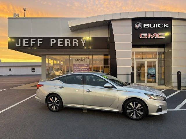 2021 Nissan Altima 2.5 SV FWD photo