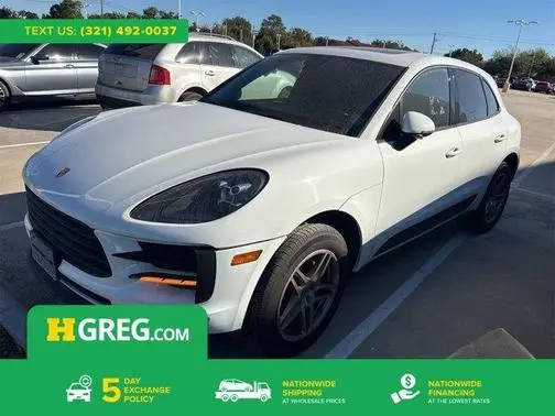 2021 Porsche Macan AWD photo