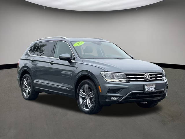 2021 Volkswagen Tiguan SEL FWD photo