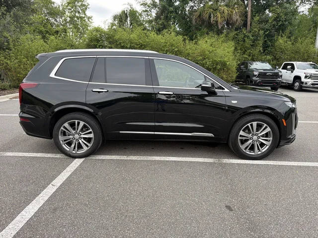 2021 Cadillac XT6 Premium Luxury FWD photo