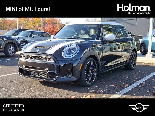 2022 MINI Hardtop 4 Door Cooper S FWD photo