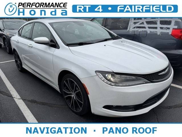 2015 Chrysler 200 S AWD photo