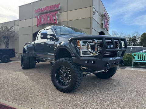 2021 Ford F-450 Super Duty Platinum 4WD photo