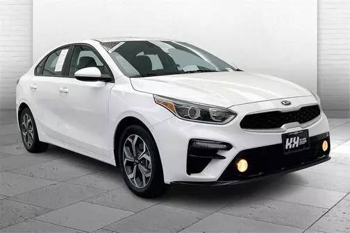 2021 Kia Forte LXS FWD photo