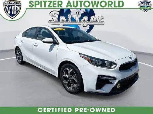 2021 Kia Forte LXS FWD photo