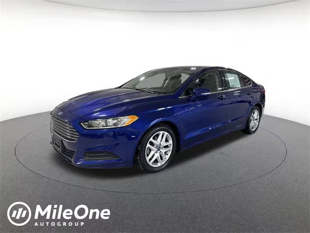 2015 Ford Fusion SE FWD photo