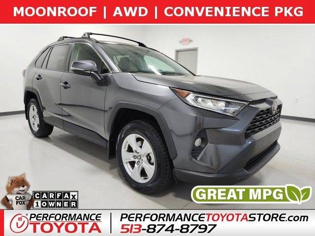 2021 Toyota RAV4 XLE AWD photo