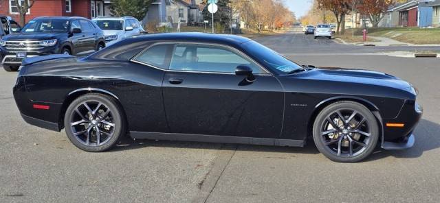 2021 Dodge Challenger R/T RWD photo