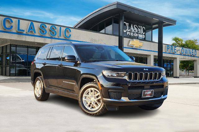 2021 Jeep Grand Cherokee L Laredo 4WD photo