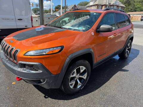 2015 Jeep Cherokee Trailhawk 4WD photo