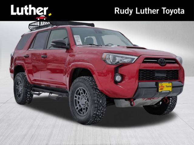 2020 Toyota 4Runner Venture 4WD photo