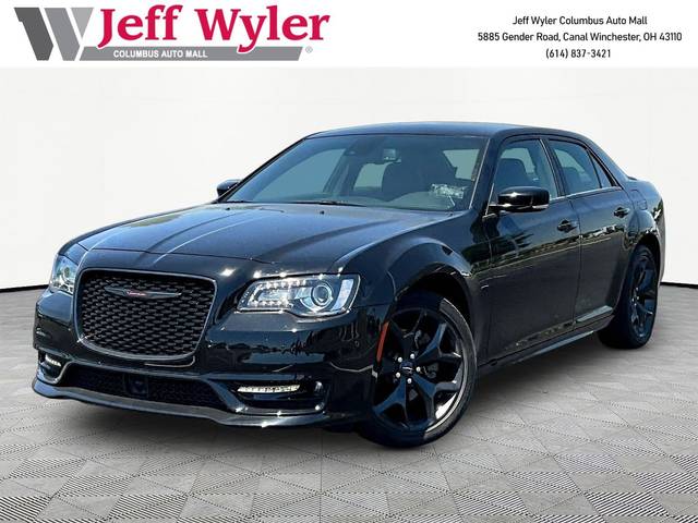 2021 Chrysler 300 300S RWD photo