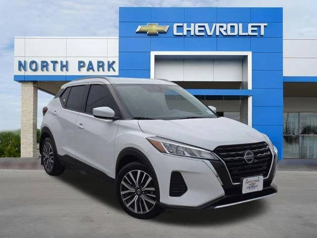 2021 Nissan Kicks SV FWD photo