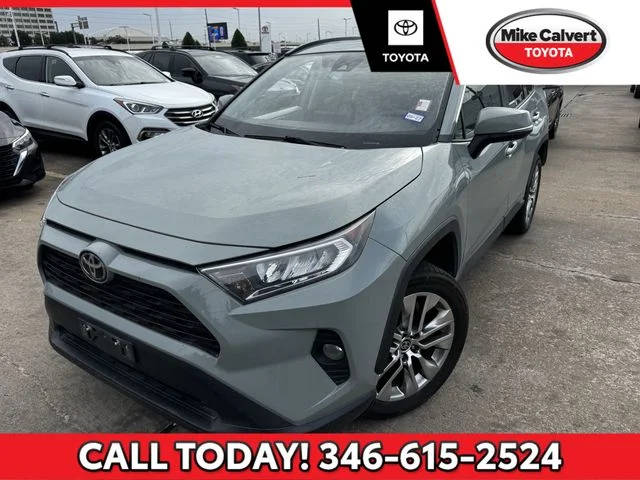 2021 Toyota RAV4 XLE Premium FWD photo