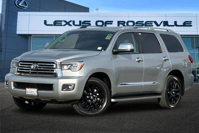 2021 Toyota Sequoia Platinum 4WD photo