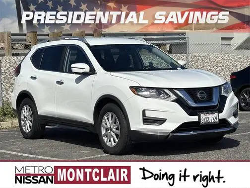 2019 Nissan Rogue SV FWD photo