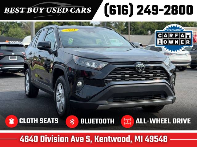 2021 Toyota RAV4 XLE AWD photo