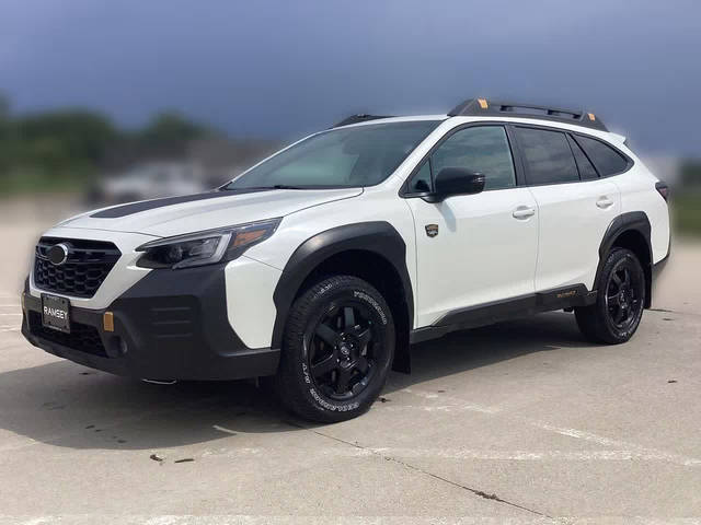 2022 Subaru Outback Wilderness AWD photo