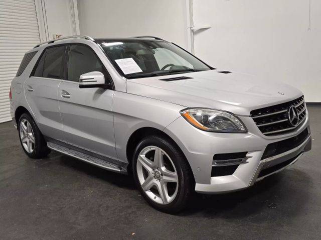 2015 Mercedes-Benz M-Class ML 400 AWD photo