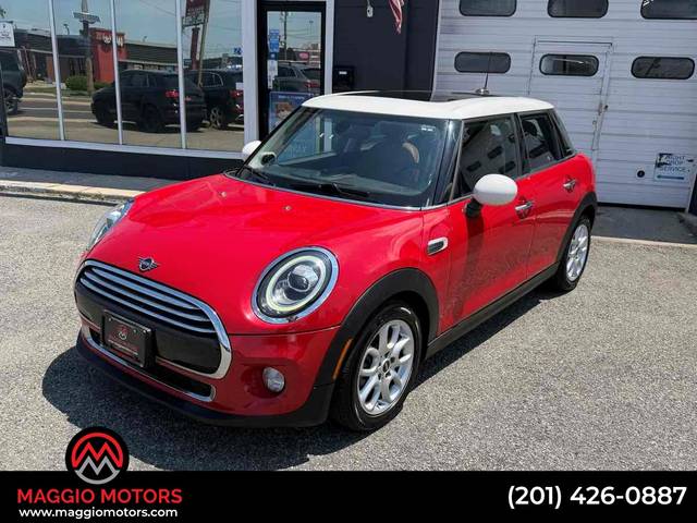 2019 MINI Hardtop 4 Door Cooper FWD photo