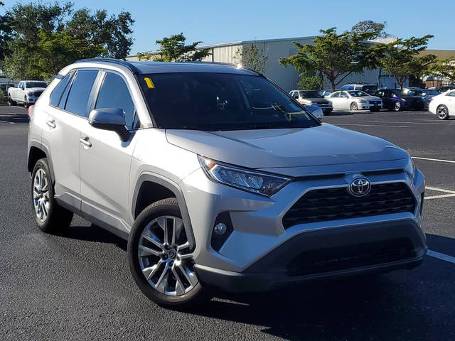 2021 Toyota RAV4 XLE Premium FWD photo