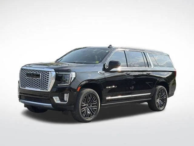 2021 GMC Yukon XL Denali 4WD photo