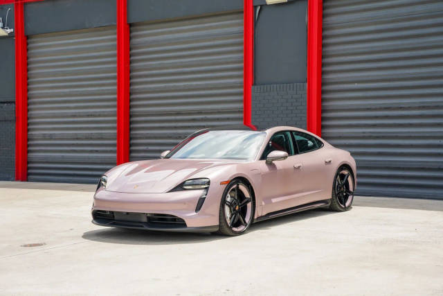2021 Porsche Taycan RWD photo