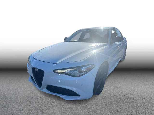 2021 Alfa Romeo Giulia Ti RWD photo