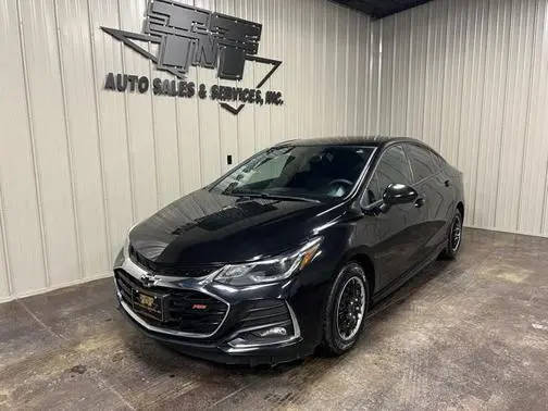 2019 Chevrolet Cruze LT FWD photo