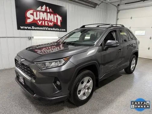 2021 Toyota RAV4 XLE AWD photo
