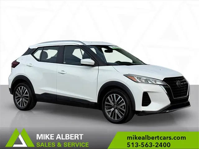 2021 Nissan Kicks SV FWD photo