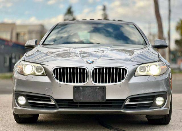 2015 BMW 5 Series 528i xDrive AWD photo