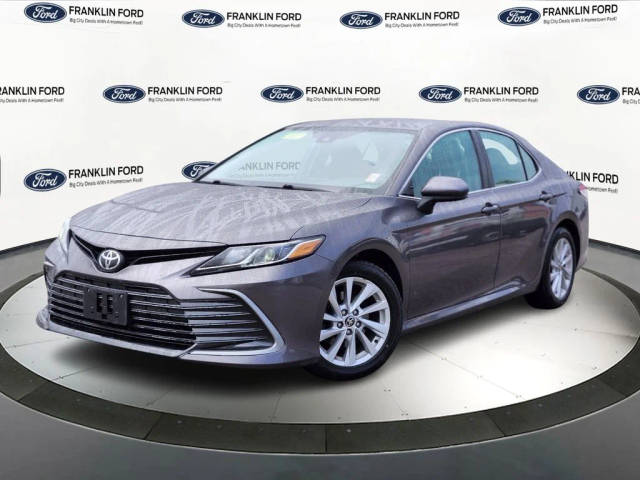 2021 Toyota Camry LE FWD photo