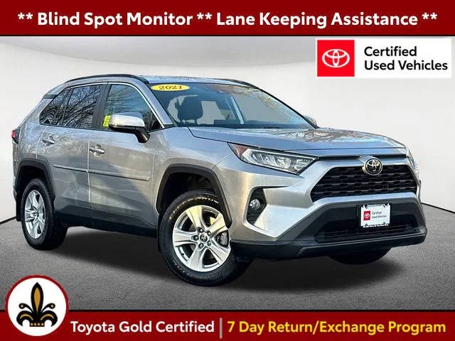 2021 Toyota RAV4 XLE AWD photo