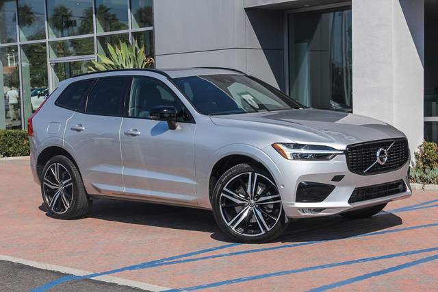 2021 Volvo XC60 R-Design AWD photo