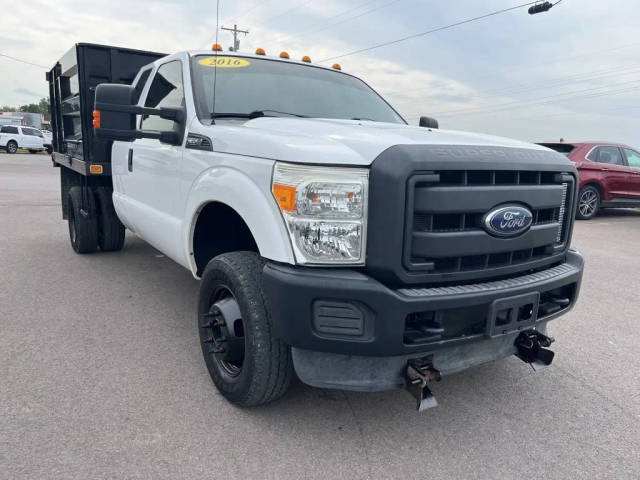 2016 Ford F-350 Super Duty XL 4WD photo