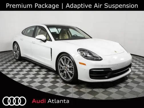 2021 Porsche Panamera 4 AWD photo